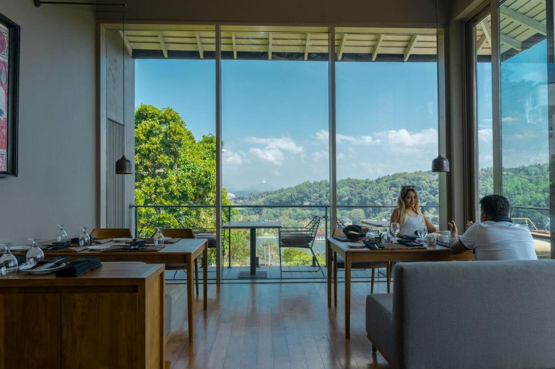 Hotel Rivora Heights Kandy Exterior foto